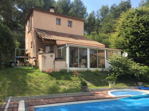   Maison de 160m2 � louer sur Saint-Savournin Maison - 7 pi�ce(s) - 160 m�