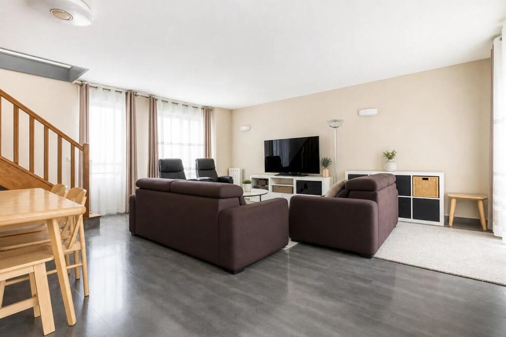 Duplex 4 pièces 92 m² avec terrasse à Stains
