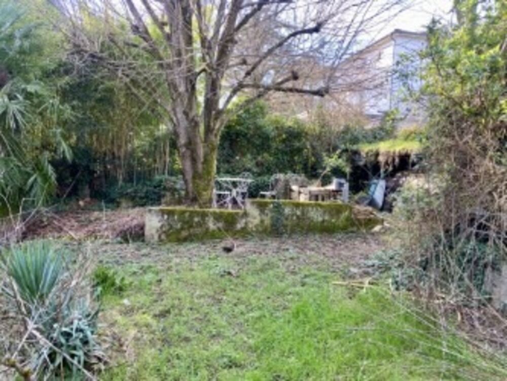 Maison et appartement à vendre, proche du centre de GREZIEU-LA-VARENNE