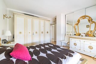  Appartement à vendre 6 pièces 141 m²