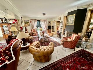  Villa � vendre 10 pi�ces 251 m�