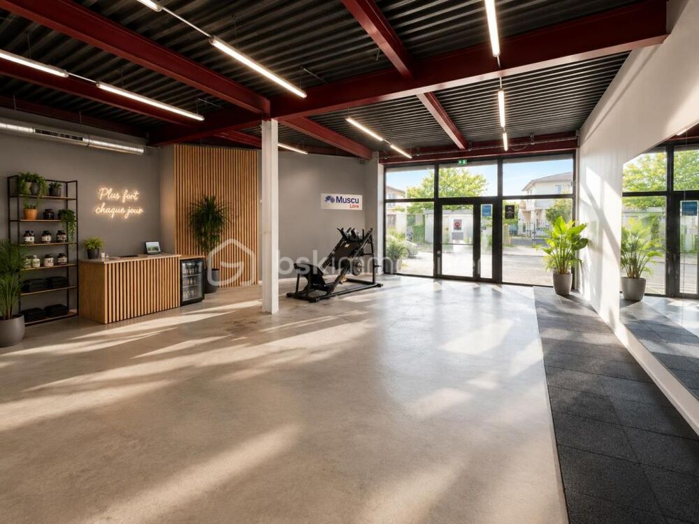  Commerce / Bureaux  237 m2 BLAGNAC Grande visibilité + Parking Blagnac