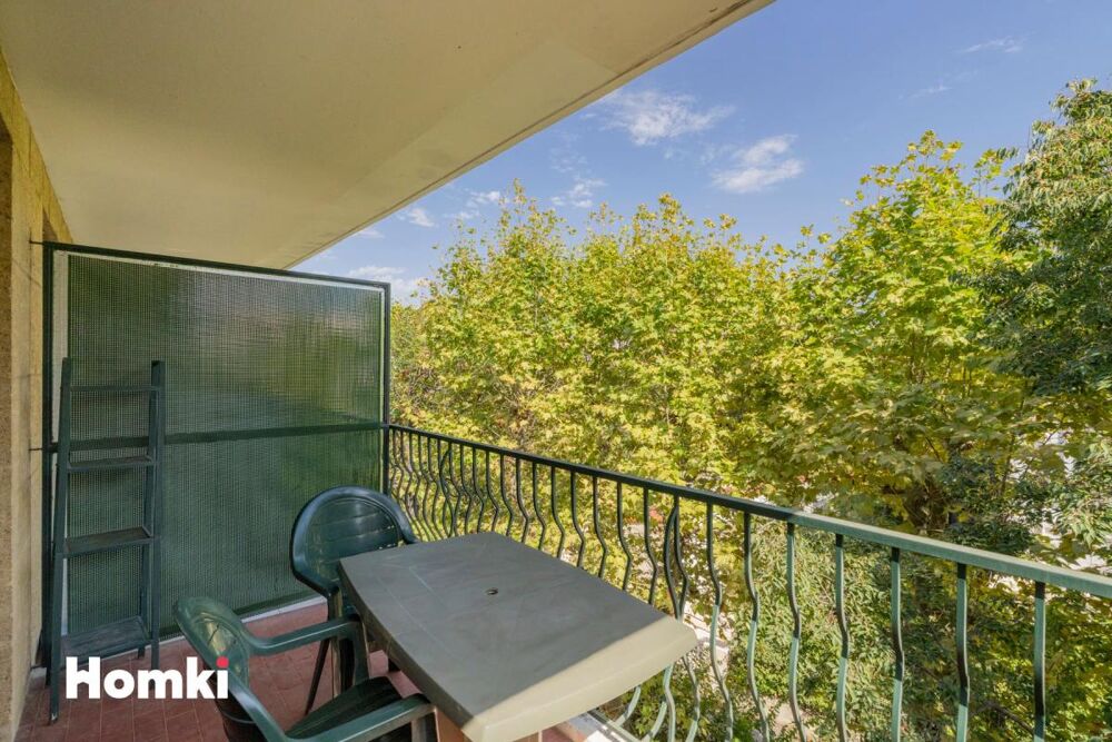 Vente Appartement Appartement T1 dernier étage avec terrasse et parking Marseille 9
