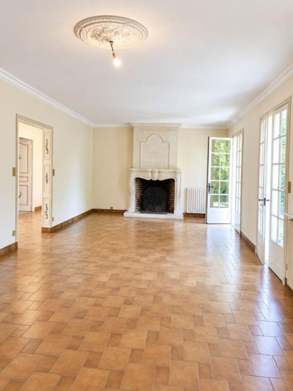 Vente Maison villa 4 pièce(s) 180 m2, avec terrain constructible Razac sur l isle
