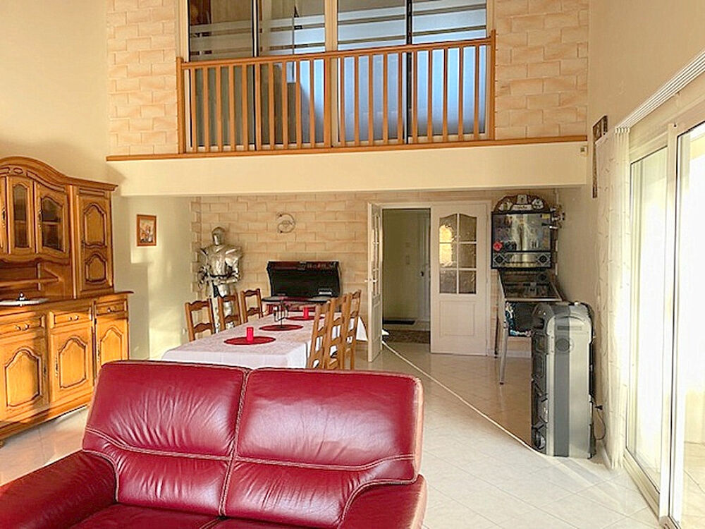 Maison familiale de 122 m² - 4 chambres - jardin et piscine - 13 km de La Rochelle - 10 km de la Mer