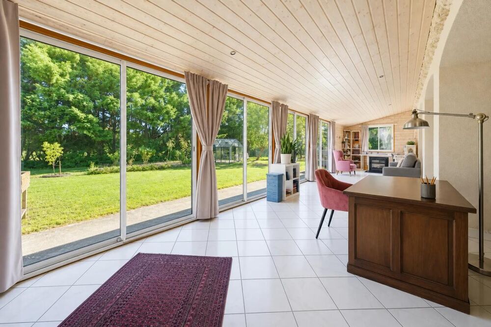 Vaste propriété avec piscine près de Bordeaux