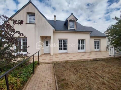   Maison de 158m²  à seulement 5 minutes de Passais-Villages, 10 minutes de Gorron et 20 minutes de Domfront-en-Poiraie Maison - 6 pièce(s) - 158 m²