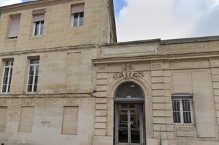  Immeuble � vendre 796 m�