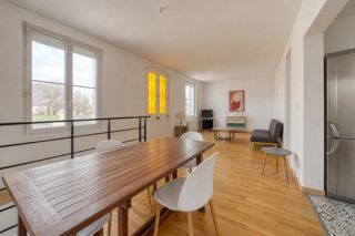  Propriété/château à vendre 4 pièces 100 m²