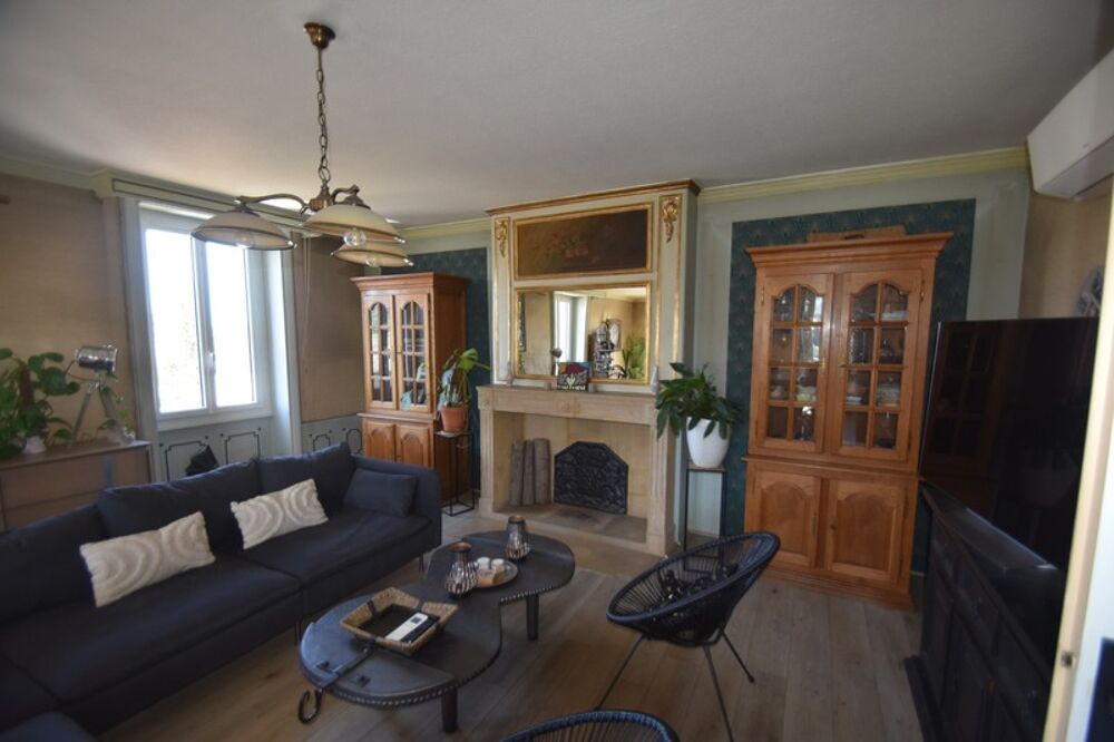 BELMONT DE LA LOIRE - Maison 215 m² - 7 pièces - proche commodités