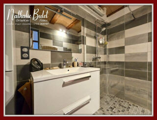  Immeuble � vendre 266 m�