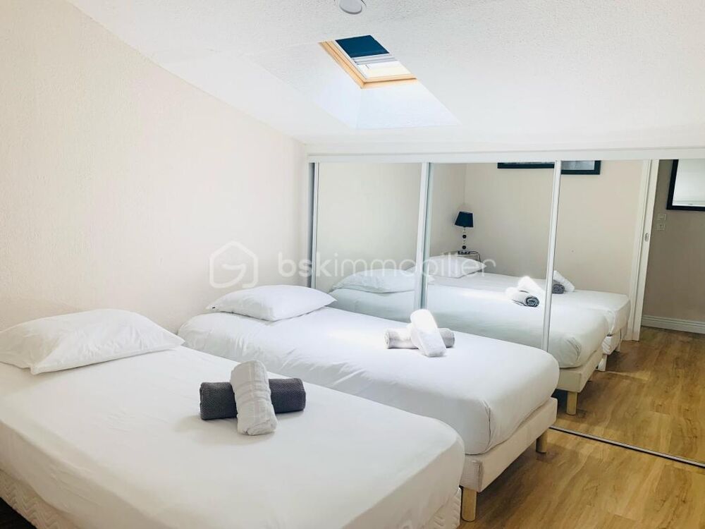 Cannes Banane  Rue dAntibes Charmant T2 sur les toits  Fort potentiel locatif