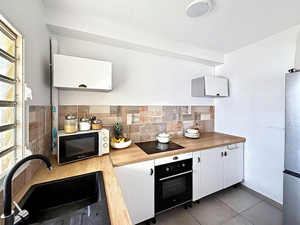 DUPLEX T4 - Vue mer Baie Mahault