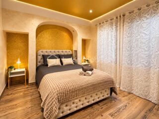 Vente Maison Maison avec appartement haut de gamme, deux grands garages et fort potentiel locatif avec possibilité de création de logements Boulogne sur mer