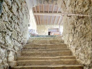  Maison � vendre 6 pi�ces 201 m�