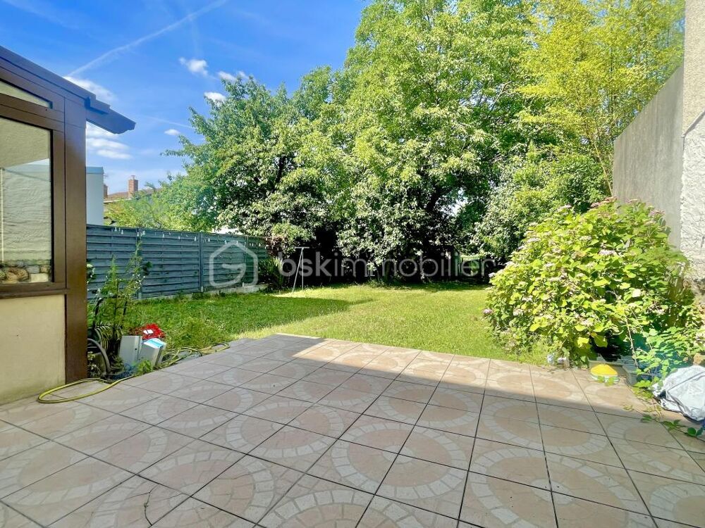 Maison familiale de 136m² avec un beau jardin