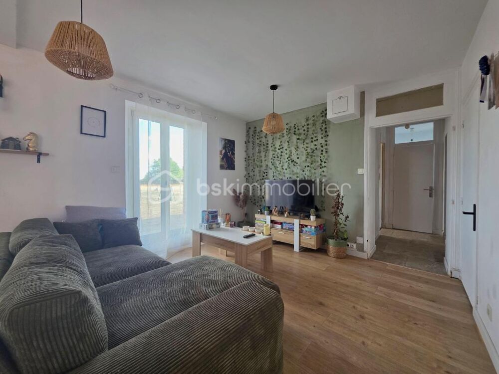 Vente Maison PROPRIÉTÉ ÉQUESTRE – PRÈS DE 10 HA – CARRIÈRE 30 × 50 M – DÉPENDANCES Bray en val