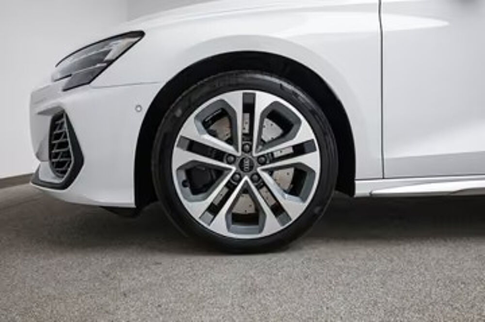 A3 S3 2.0 TFSI quattro S tronic Assist Navi Sound Kamera 2025 occasion 33000 Bordeaux
