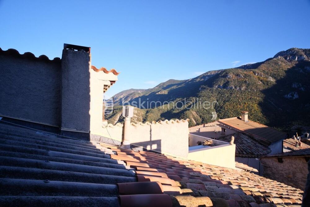 Vente Maison Maison de village de 45 m2 en pierre avec terrasse à finir de rénover Le mas