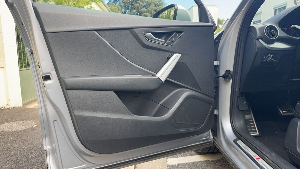 Q2 1.6 TDI 116 S-Tronic7 S-Line - Premi&egrave;re main Entretien const 2019 occasion 92340 Bourg La Reine