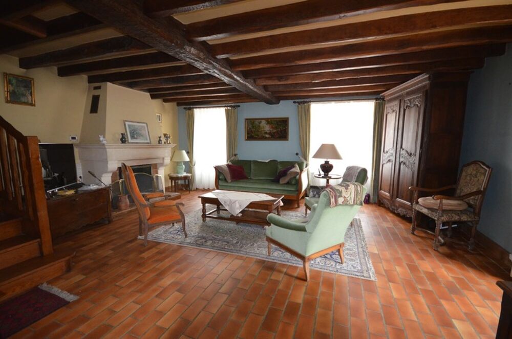 LA FERTE GAUCHER (77) à vendre Maison de caractère, idéale pour un artisan ou profession libérale