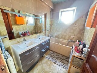  Appartement  vendre 4 pices 93 m