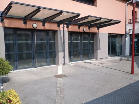   MAILLAT - Local Commercial 