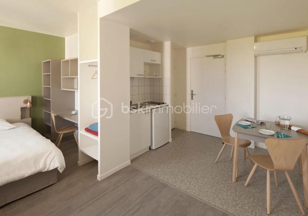 Vente Appartement BAISSE DE PRIX - Spécial investisseurs - T1 meublé en résidence d'affaires Buc
