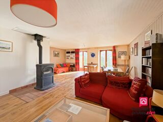  Maison � vendre 8 pi�ces 234 m�