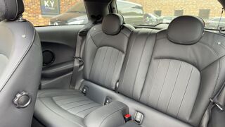 Cooper III 2.0 178 DCT7 Yours - Automatique Toit ouvrant 2020 occasion 91540 Mennecy