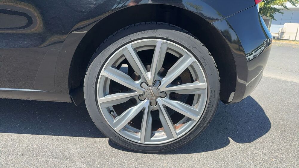 A1 1.6 TDI 90 Ambiente 2013 occasion 37230 Fondettes