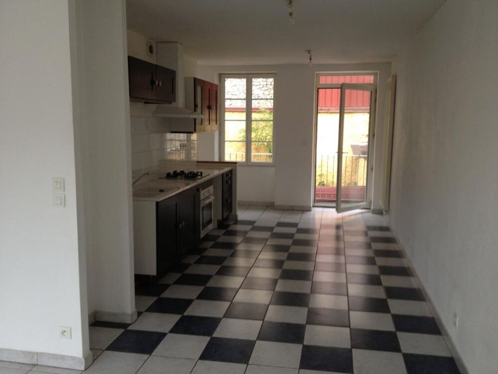 Location Appartement Appartement de 100m2 à louer sur Saint-Claude Saint claude