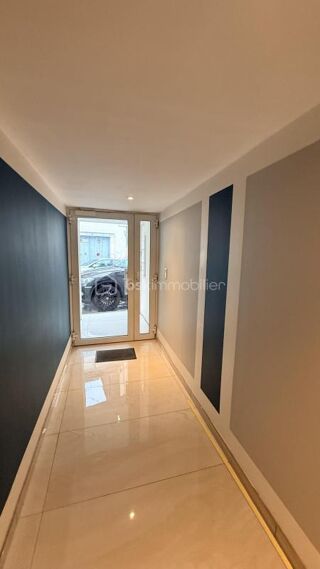  Immeuble � vendre 10 pi�ces 300 m�