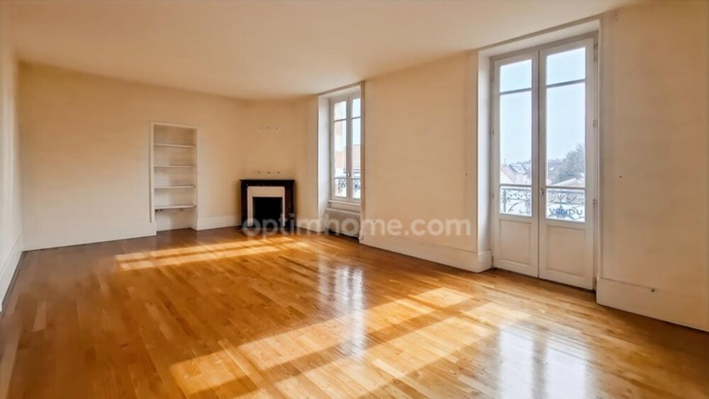 T3 duplex  Bureau + mezzanine  Immeuble 1903  Chamalières  DPE E / GES E