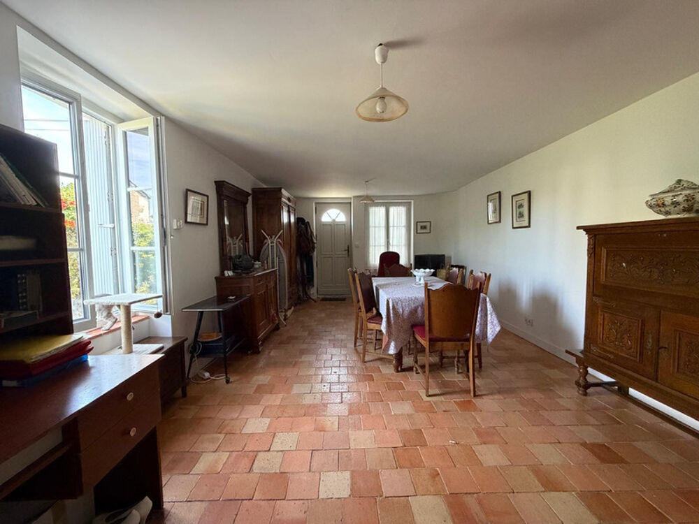Vente Maison ? La Flèche – Maison avec jardin dans un environnement calme, proche commerces et services La fleche