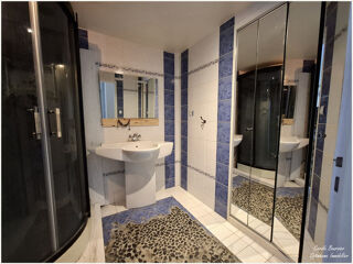  Maison  vendre 7 pices 214 m