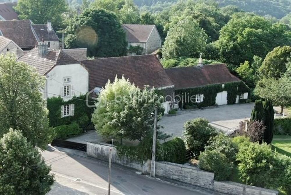 Vente Propriété/Château Maison de caractère - 6 pièces Montmoyen
