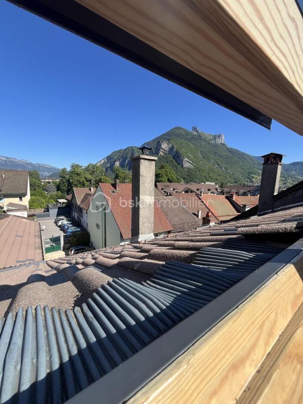Loft T4 de 131 m² utiles dont 86 m² en loi carrez et cave
