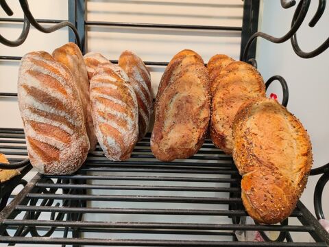 Boulangerie p&acirc;tisserie Rochefort centre – CA 540K€ – logement F4 415740 17300 Rochefort