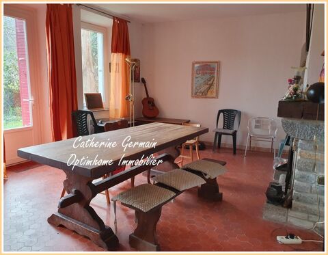   A Lespinassi�re ; A vendre en exclusivit� ; Maison de village 117m� + jardin + 2 ch�taigneraies Maison - 5 pi�ce(s) - 117 m�