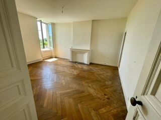  Maison à vendre 13 pièces 365 m²