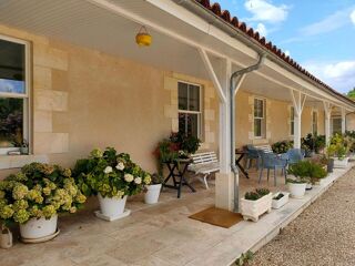  Propriété/château à vendre 10 pièces 280 m²