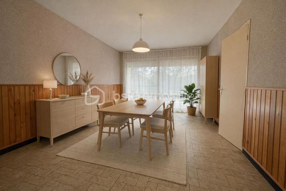 Maison familiale à Candé  Beau potentiel avec sous-sol complet