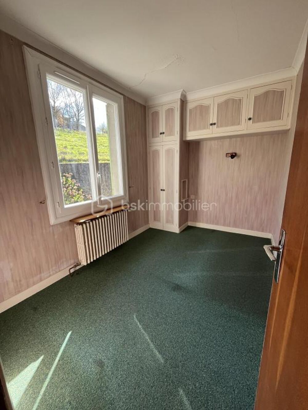 MAISON, 5 CHAMBRES ET BEAU JARDIN