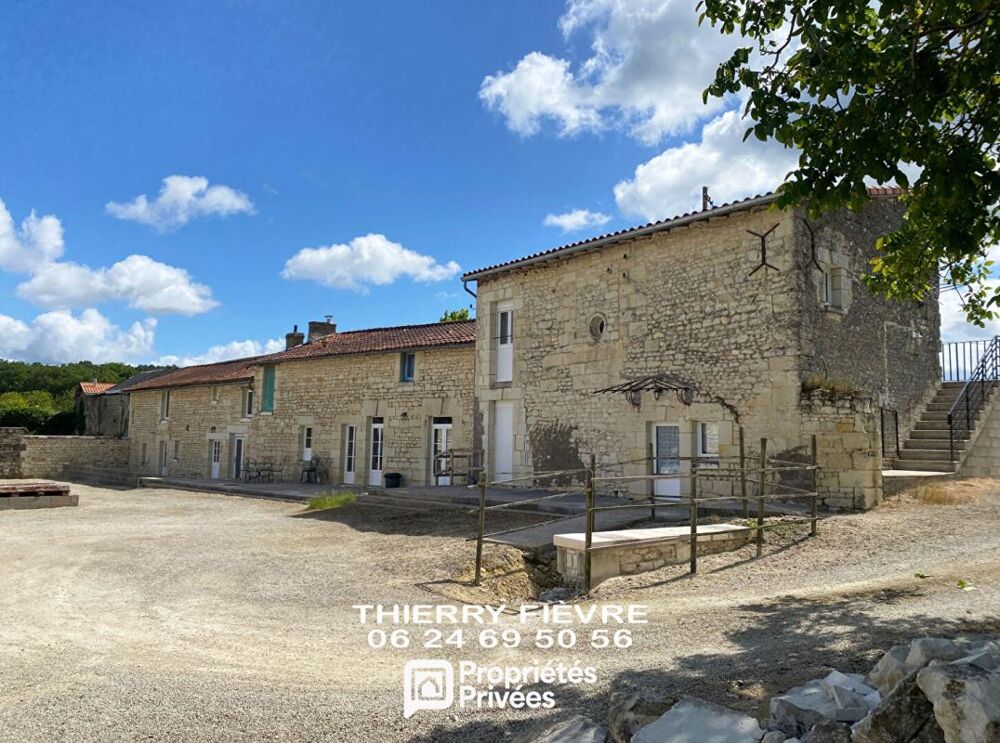 À vendre 86200 Glénouze Maison de 10 pièces 312 m2 avec gîte indépendant, dépendance, terrain, bois et caves