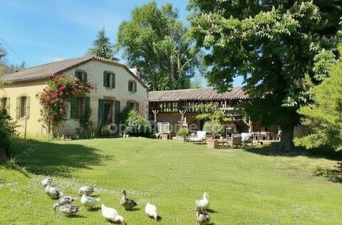   ? Domaine en Gascogne : Un Hameau Priv� entre S�r�nit� et Authenticit� Propri�t�/ch�teau - 15 + pi�ce(s) - 472 m�