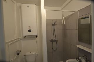  Appartement à louer 1 pièce 28 m²