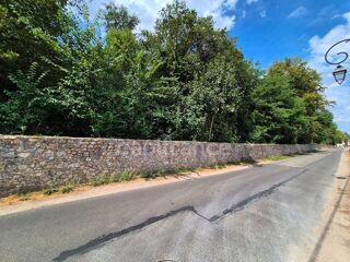  Terrain à vendre 647 m²