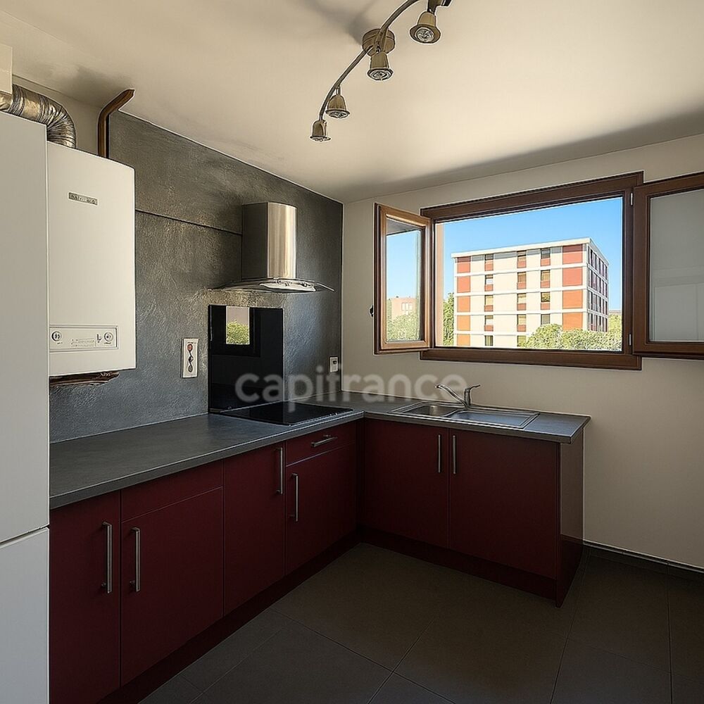 Appartement T3 au calme, traversant, avec balcon et cave  Quartier Les Passons - 13400 AUBAGNE