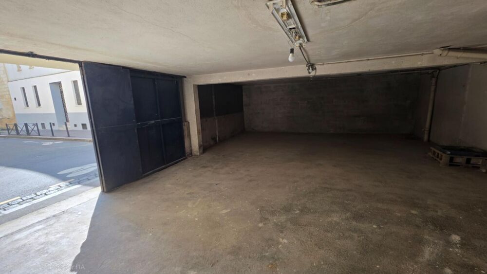 Vente Appartement Ensemble immobilier  Bordeaux  Appt 3 pièces 58m² et parking  59m² Bordeaux